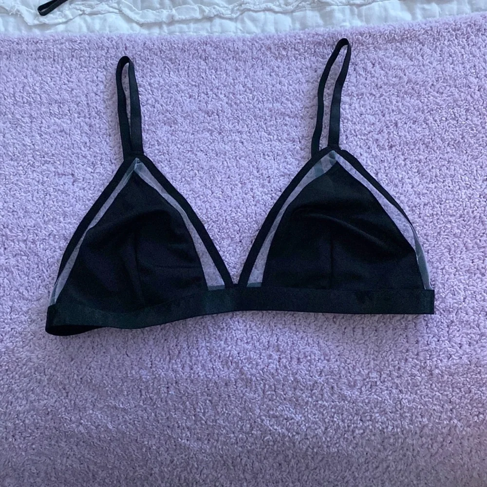 Bra from Amazon - Picture 1 of 3